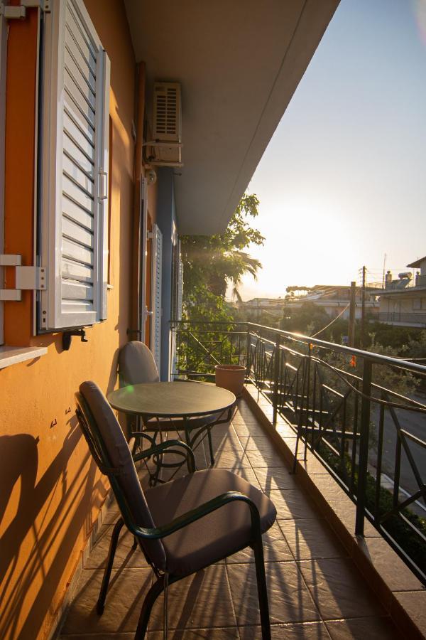 Tsertos Apartments กาเมนาวูร์ลา ภายนอก รูปภาพ